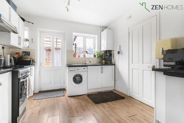 26 Chelsfield Green, London photo 5