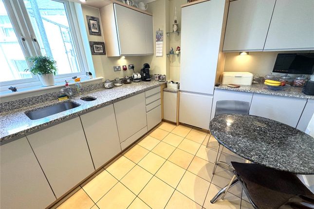 Flat 50, Devonshire Mansions, 54, Grand Parade, East Sussex photo 3