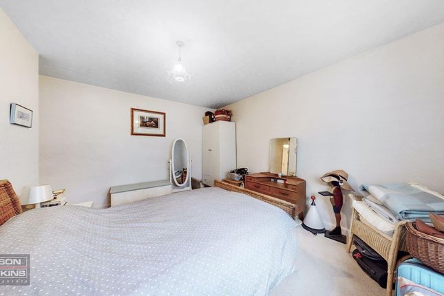 Flat for sale in Gooden Court, Harrow-On-The-Hill, Harrow