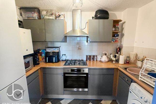 9, Recreation Road, Colchester photo 3