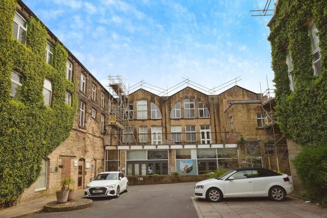 Flat for sale in Plover Road, Lindley, Huddersfield