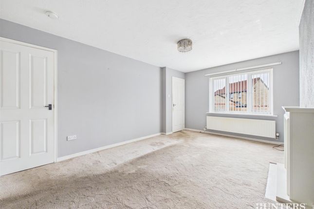 8, Georgia Court, Consett photo 3