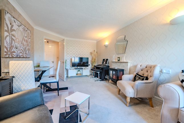 28 Colonel Stevens Court , Granville Road, Eastbourne photo 4