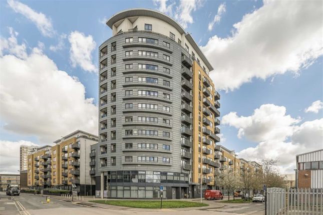 Thumbnail Flat to rent in Tarves Way, London