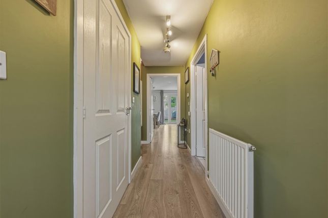32, Plaxton Way, Herne Bay photo 4