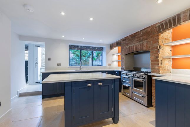 4, Montpellier Villas, Cheltenham photo 2