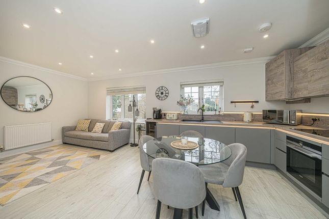 Flat for sale in Howard Place, Weybridge