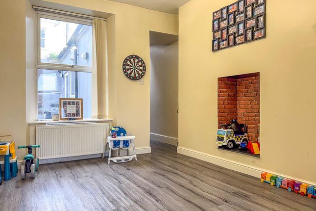 3, Clarke Street, Isle Of Man photo 5