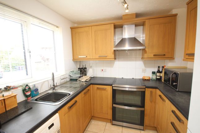 59, Horace Gay Gardens, Letchworth Garden City photo 4