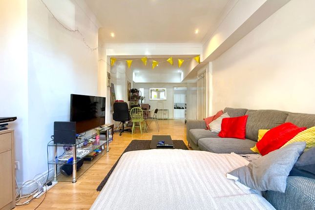 29, Revelon Road, London photo 4