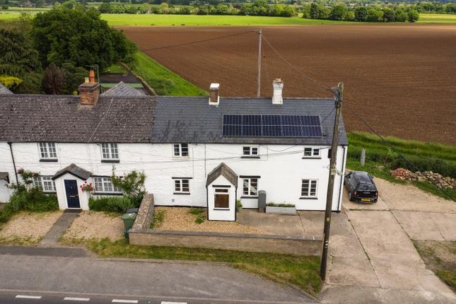 Thumbnail End terrace house for sale in Nr Cumnor, Oxfordshire