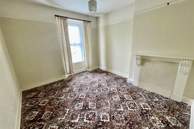 43, Edith Avenue, Plymouth photo 3