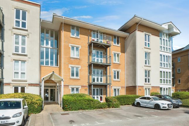 Thumbnail Flat for sale in Hawkeswood Road, Southampton