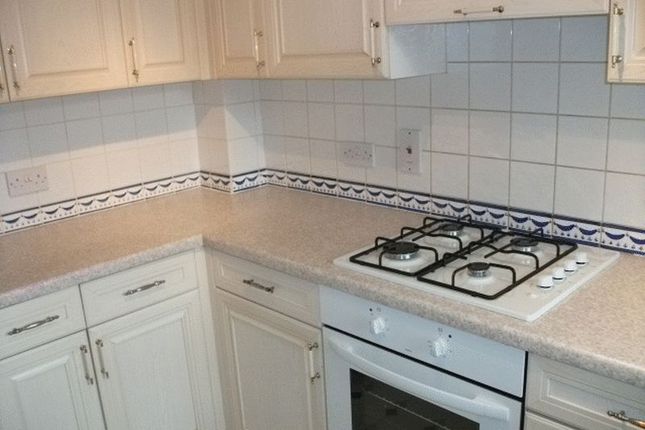 28, Tweed Drive, Didcot photo 2