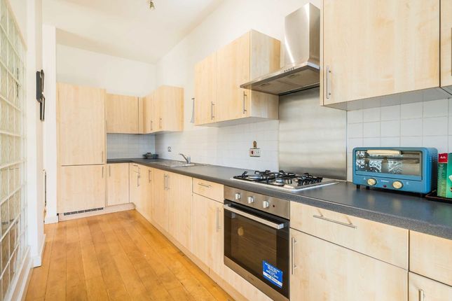 Flat 98, Exchange Building, 132, Commercial Street, London photo 4