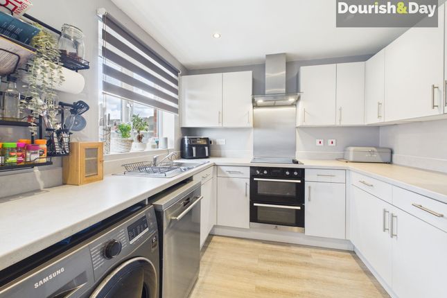 31 Shakespeare Drive, Stafford photo 2