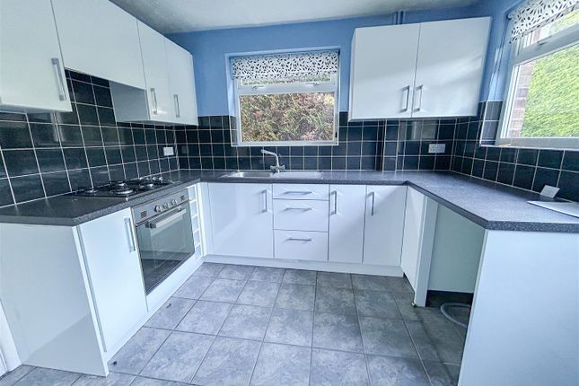 12, Bonham Close, Great Clacton photo 2
