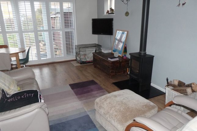 Coach House Close, Selsey, Chichester PO20, 2 bedroom ...