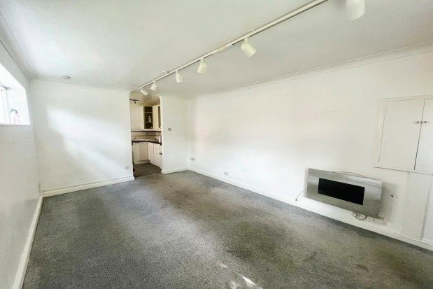 Studio to rent in Park Court, Leatherhead