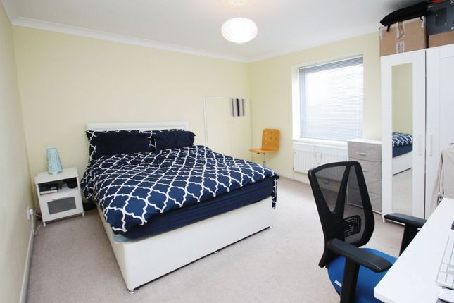 Flat 19, Regents Court 59-62 Regency Square, Brighton photo 3