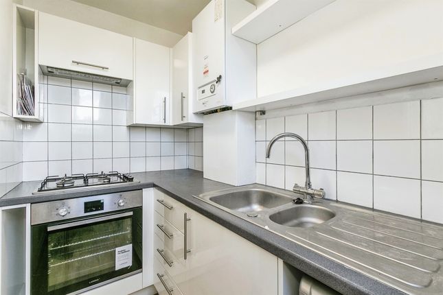 Flat for sale in Gordon Road, Boscombe, Bournemouth