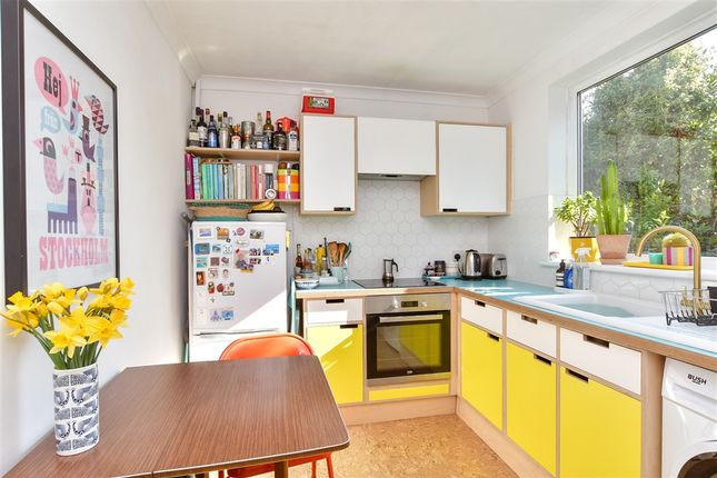 Beaconsfield Villas, Brighton photo 3