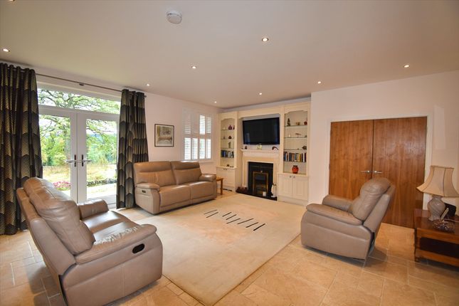Apt 1, Toddbrook House, High Peak photo 2