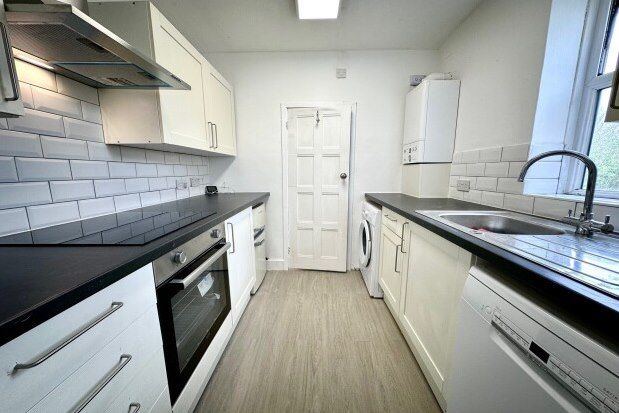 Flat to rent in Brockhurst Road, Gosport