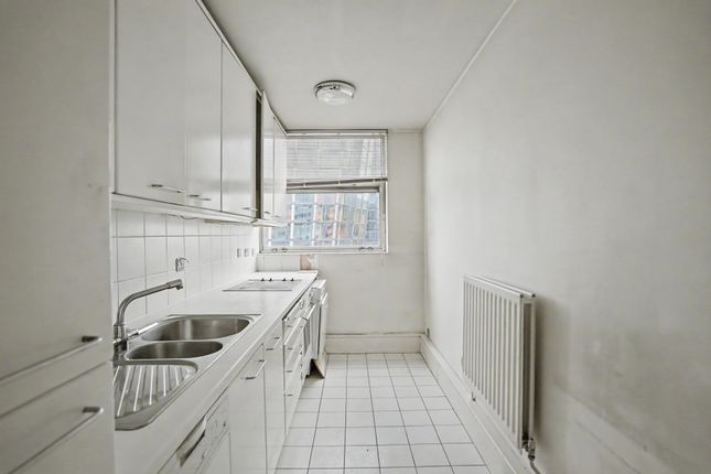 Flat 58 Rennie Court, London photo 5