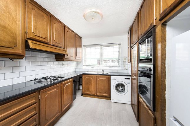 Terraced house to rent in White Horse Lane, London