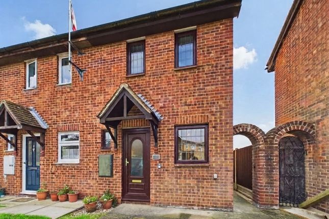 2-bed terraced on 11, Beadle Way, Chelmsford, Essex, £280,000