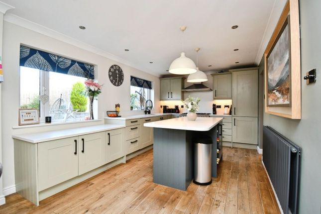 2, Station Close, Ripon photo 2