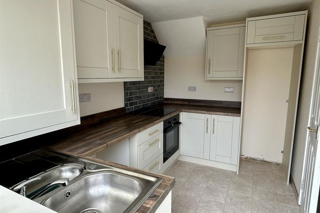 2, Broomy Close, Birmingham photo 4