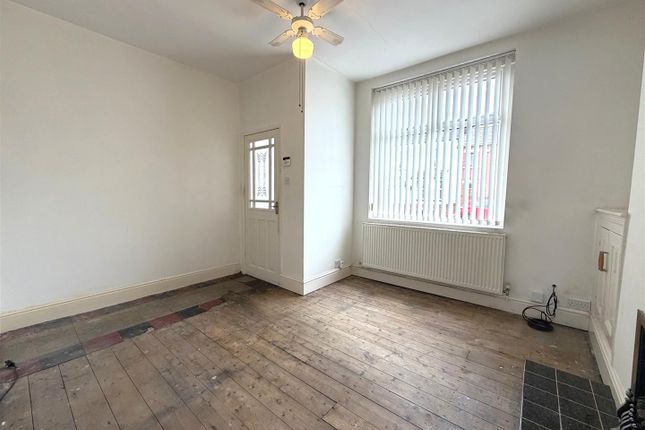 485, Wigan Road, Westhoughton photo 4
