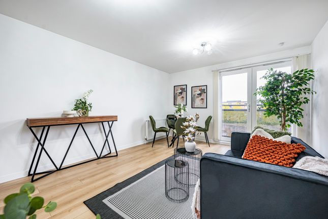 Flat 3/3, 15 Firpark Court, Dennistoun, Glasgow photo 4