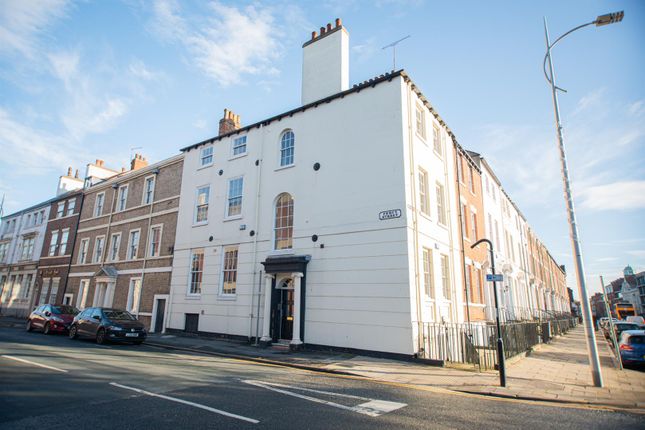 Thumbnail Flat to rent in Albion Street, Hull
