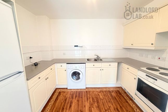 Flat 86,Crown Quay, Prebend Way, Bedford photo 4