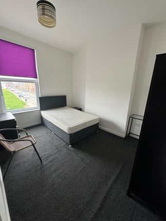 Thumbnail Room to rent in Borough Road, Middlesbrough