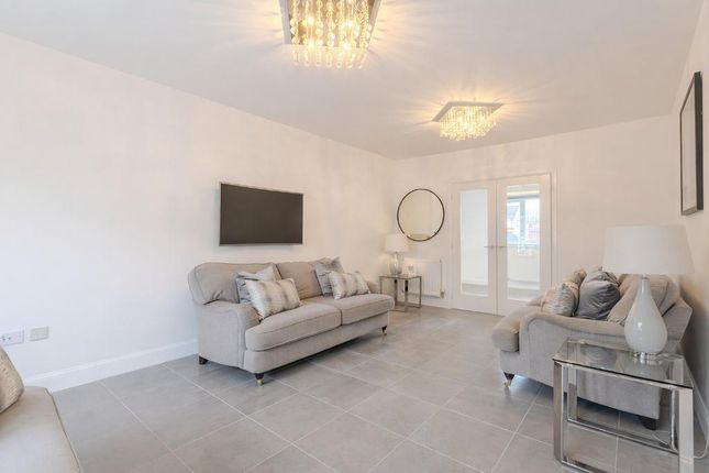 4, Corn Mill Road, Lenzie photo 3