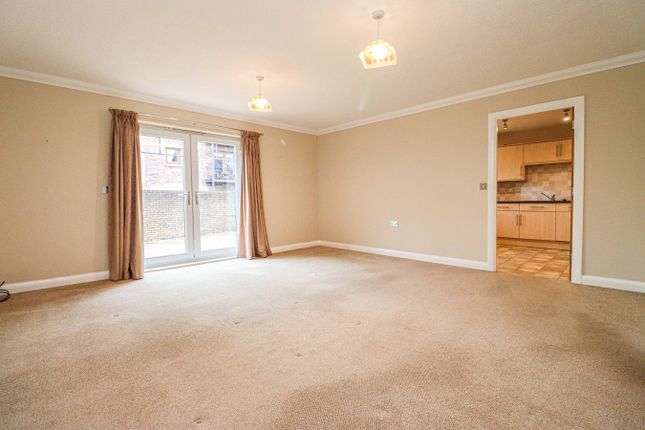 2, Reiver Court, Carlisle photo 4