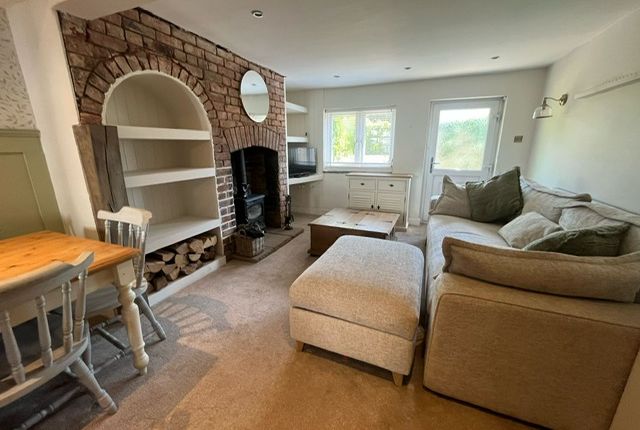 Thumbnail Cottage to rent in New Road, Cleobury Mortimer, Kidderminster