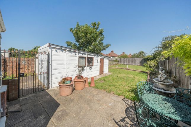 139, Wricklemarsh Road, London photo 4