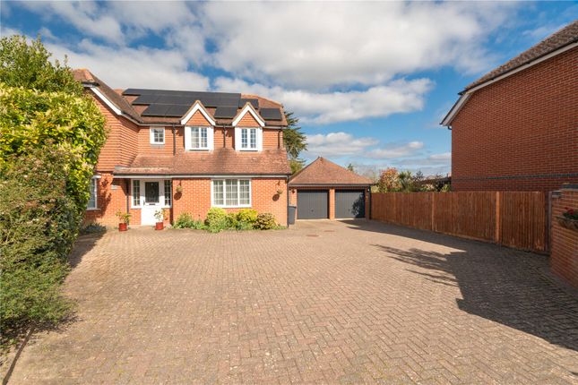 10,, Orchard Grange, Hailsham photo 2