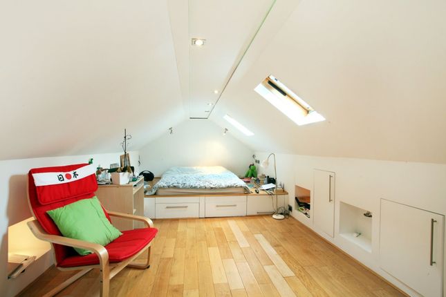 6, Pegasus Close, Newington Green photo 4