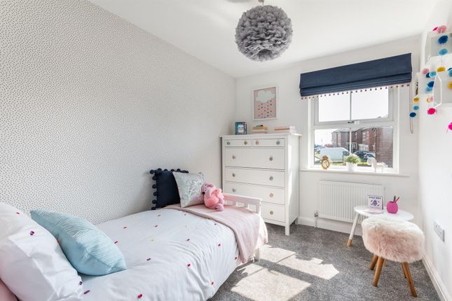 7, Woodlands Place, Pontefract photo 4