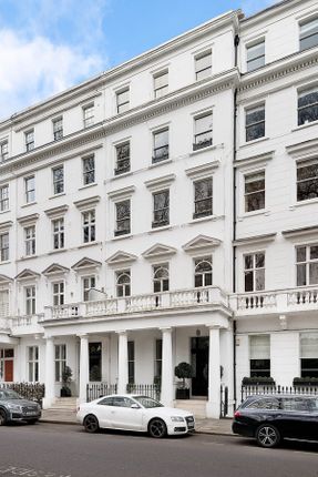 Town house for sale in Lowndes Square, London