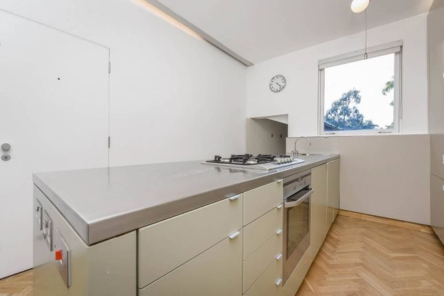 Thumbnail Flat to rent in St Stephens Terrace, Oval, London