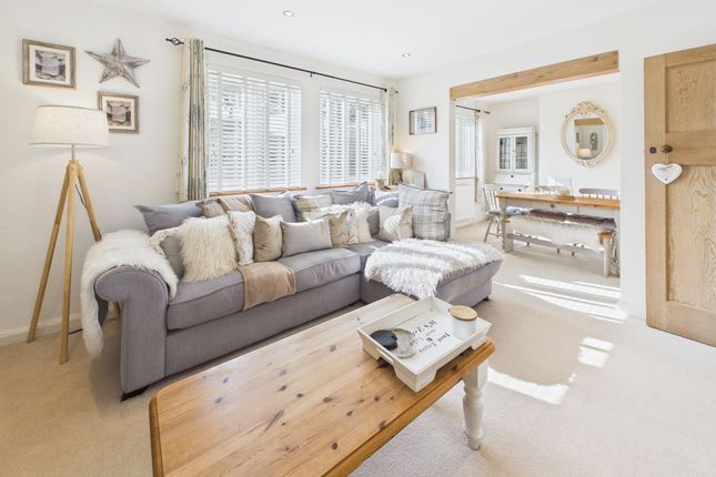 11 Peartree Close, Chipping Norton photo 2