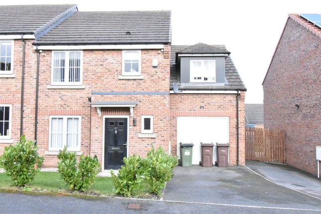 Property for sale in The Meadows, South Elmsall, Pontefract