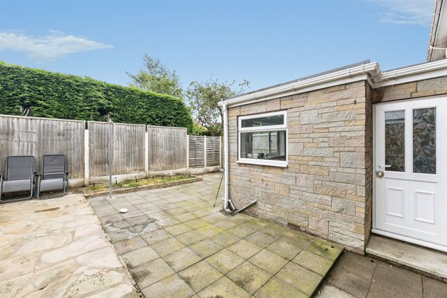 35, Castle Syke View, Pontefract photo 4
